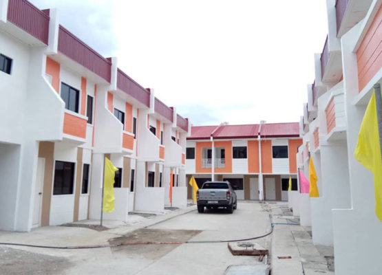 Palmyra Place Tayud, Consolacion - Townhouse for Sale