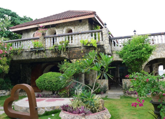 globalonerealty-baluarteDeArgao-beachfrontproperty-houseforsalecebu-house