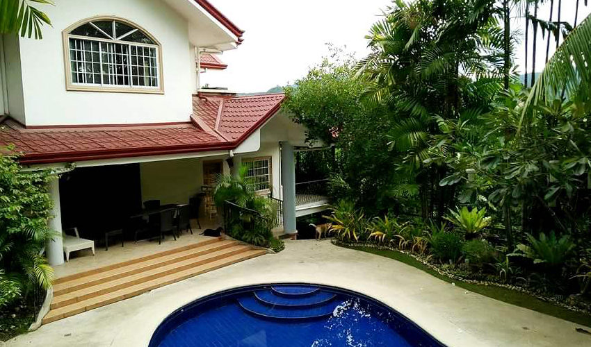 globalonerealty-houseandlot-forsale-talamban-cebu-swimming-pool